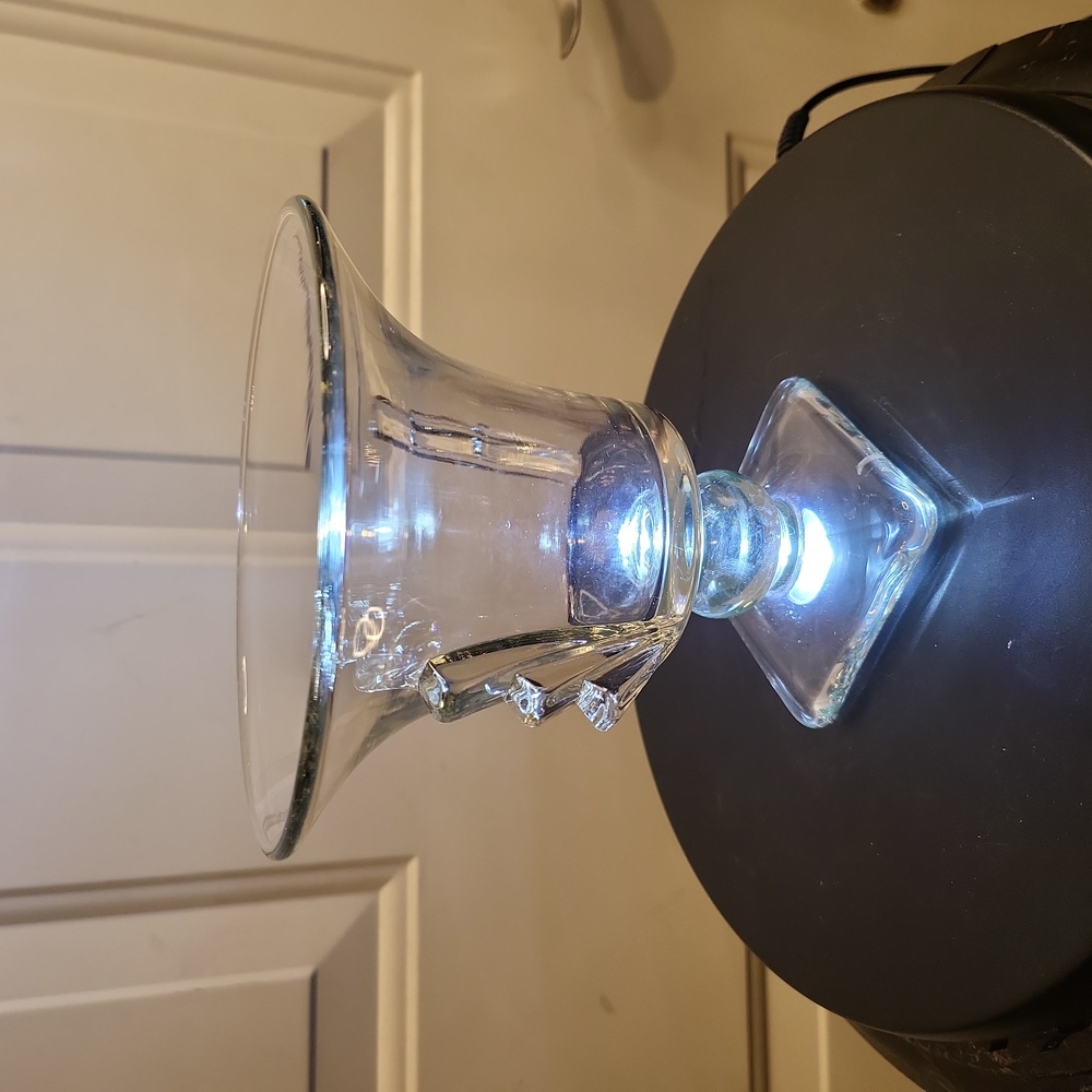 Unique Hiesey L E Smith Style Glass Vase w/ Fins 6" - Picture 3 of 10